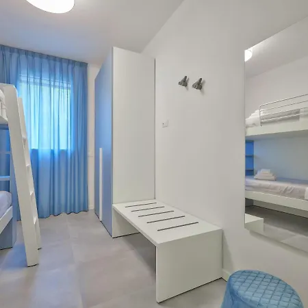 Daire Apartmentsgarda - Residenza Vittoria Garda (Verona)