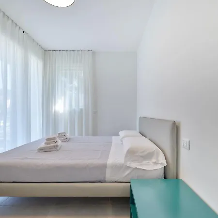 Apartmentsgarda - Residenza Vittoria *