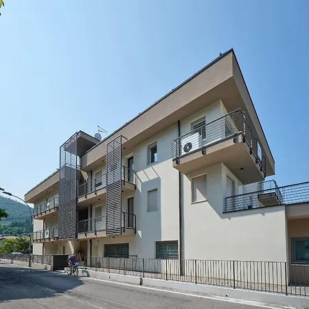 شقة Apartmentsgarda - Residenza Vittoria غارْدا