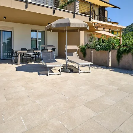 Apartmentsgarda - Residenza Vittoria *