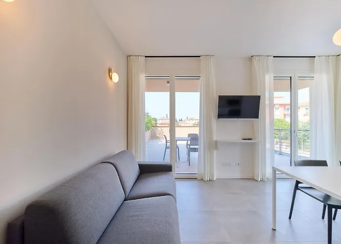 Apartmentsgarda - Residenza Vittoria *